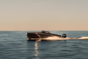 VTS Tiburón Volador 5.7